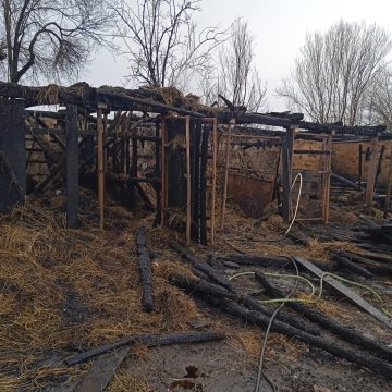 Dosar penal pentru distrugere pentru incendierea unei gospodarii din comuna Calnic, judetul Gorj
