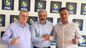apia lupu Șefii din Agricultură: Cine-i Mai Lup ca Lupu