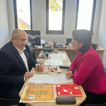 Anca Bordușanu, subprefect de Gorj, solicitată să rezolve problemele din comuna Câlnic